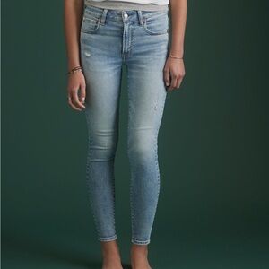 NWT AE77 Light Blue Skinny Jeans